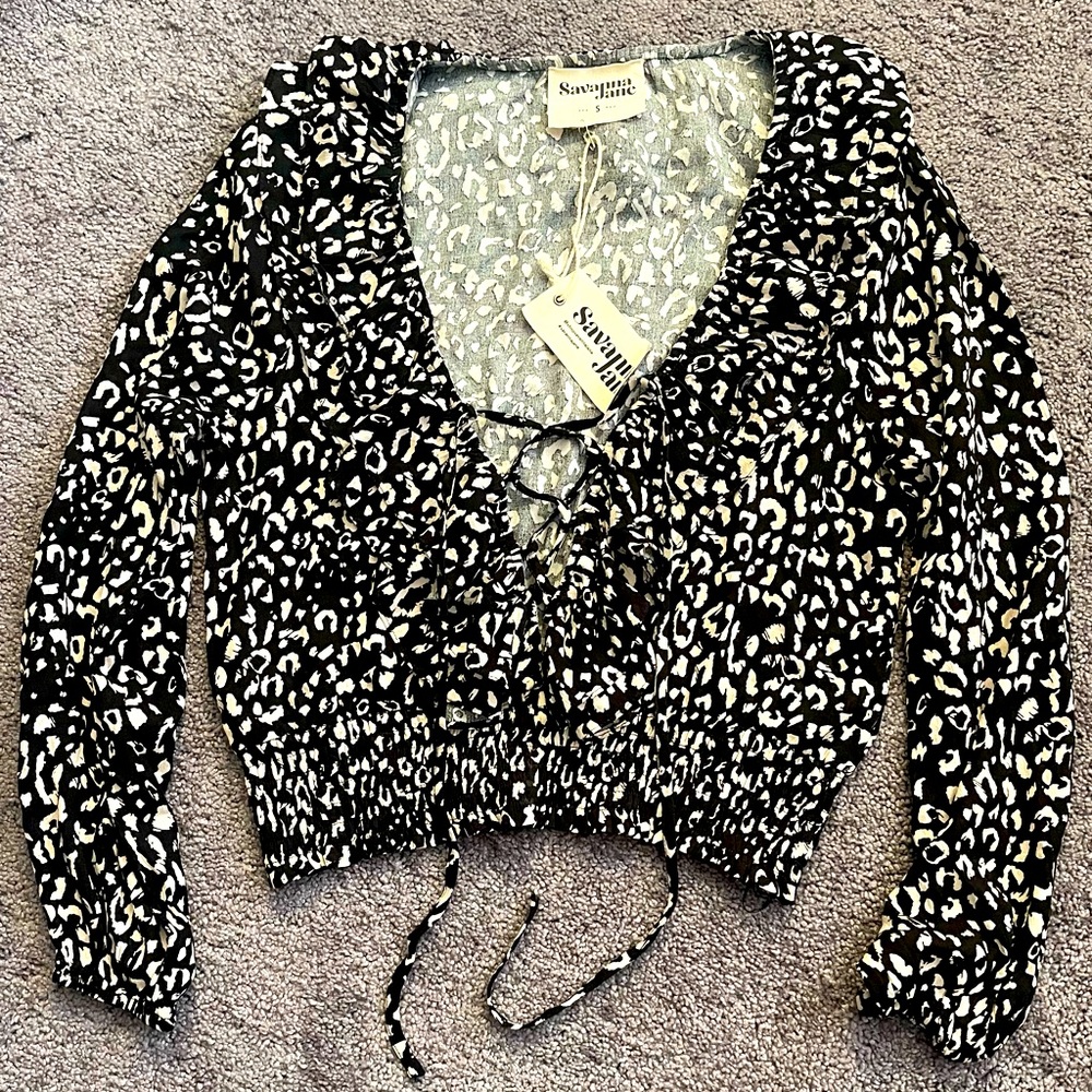 Savanna Jane Animal Print Women size Small Long Sleeve Blouse Ruched Waist NEW